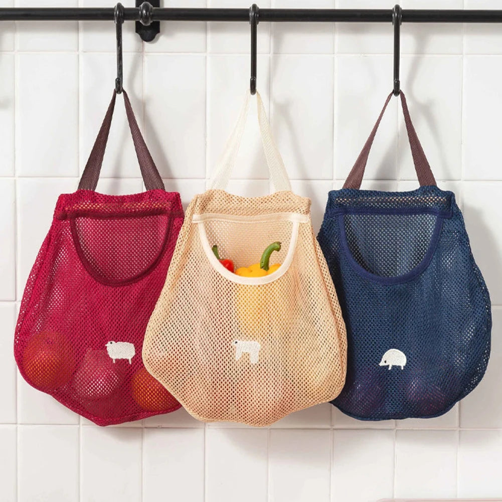 Reusable Hanging Mesh Storage Bag – Kitchen Fruit & Vegetable Organizer Net Bag for Onions, Garlic, Potatoes & Ginger