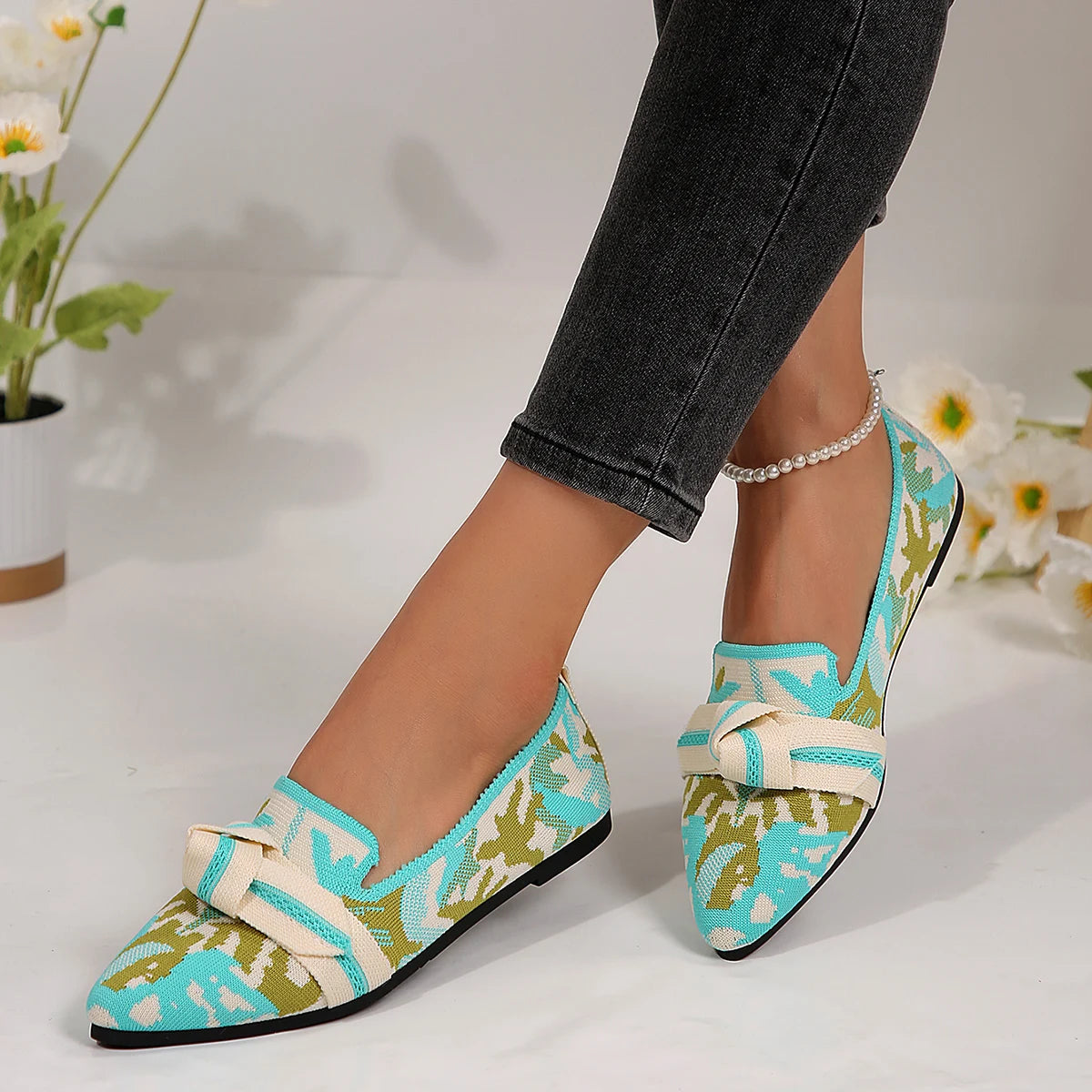Women's Luxury Loafers Ballet Flats – Pointed Toe Slip-On Shoes with Low Heel, Barefoot Comfort & Butterfly Design