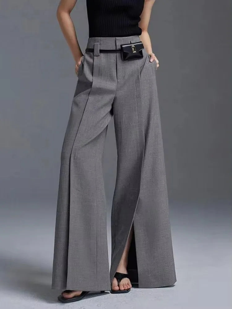 Yeezzi Urban 2024 Women's Suit Pants - Fashionable High-Waisted, Pleated, Split-Front Trousers in Black & White