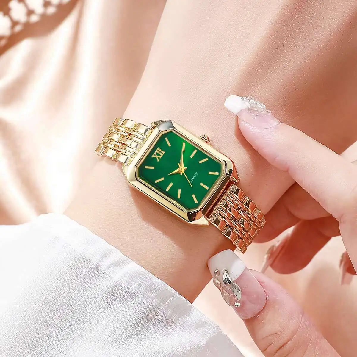 Luxury Women's Rectangle Quartz Watch - Elegant Analog Fashion Wristwatch Gift