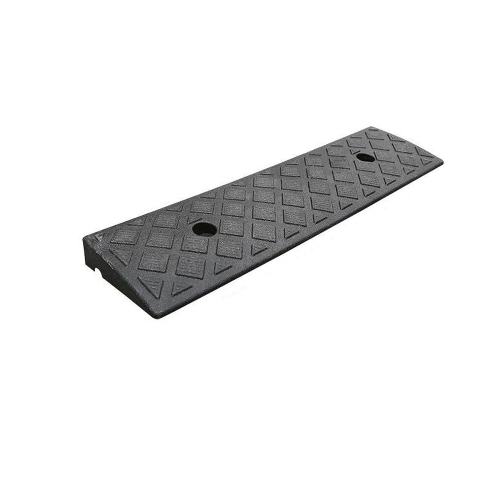 Plastic Non-Slip Curb Ramp – 30mm Threshold Ramp for Cars, Bicycles & Wheelchairs, Smooth Uphill Transition Access Ramp