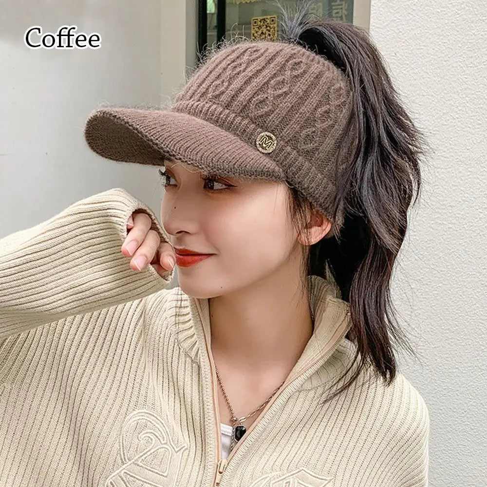 Women's Knitted Ponytail Hat – Warm Winter Rabbit Fur Baseball Cap for Outdoor Sports & Golf
