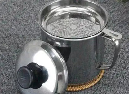 Bacon Grease Container - Kitchen Oil Storage Can with Strainer for Cooking Fat & Frying Oil