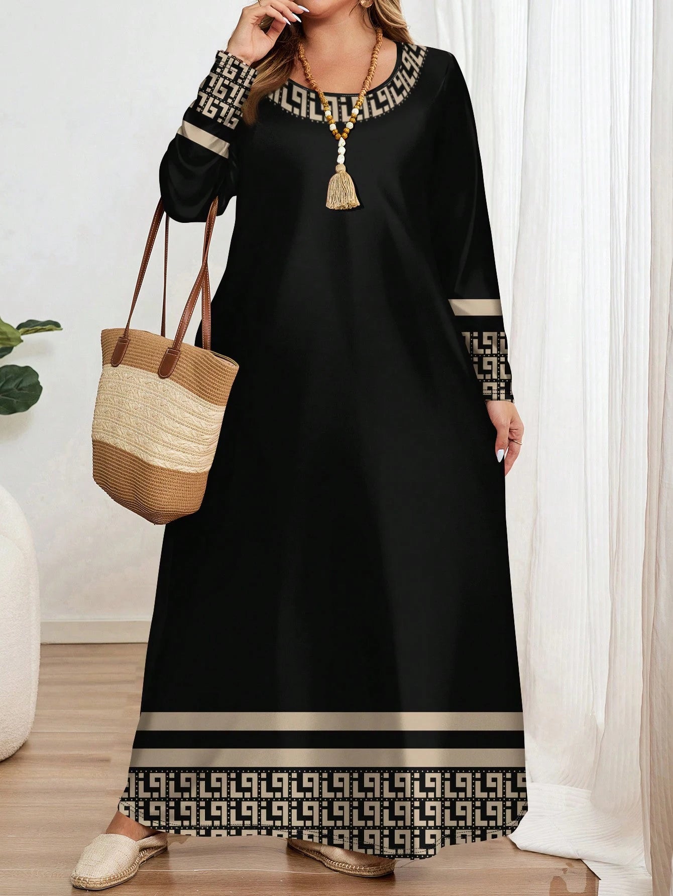 Plus-Size Women’s Ethnic Geometric Print Dress – Long Sleeve Round Neck Fashionable Maxi Dress