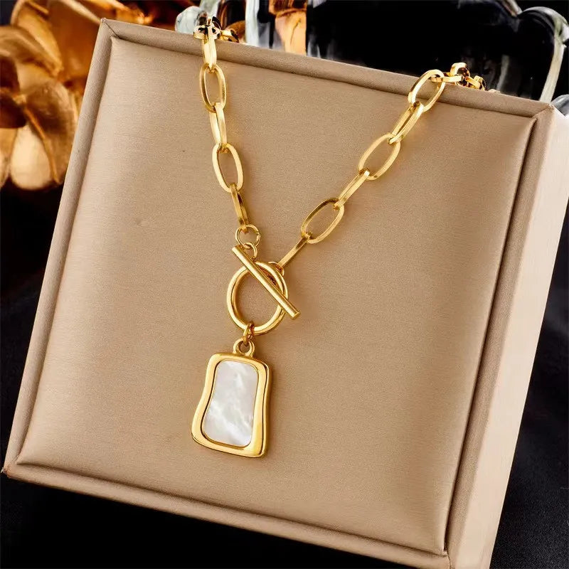 Women's Elegant Pearl Pendant Necklace - Fashion White Imitation Pearl Choker for Weddings & Special Occasions