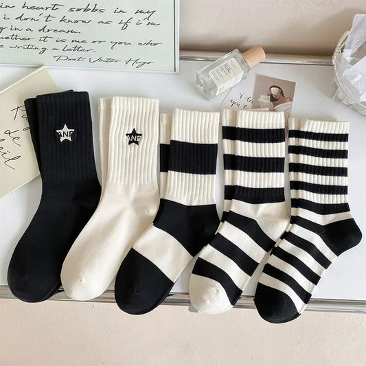 5 Pairs Women’s Black & White Striped Cotton Socks – Minimalist Pentagram Embroidered Sports Socks
