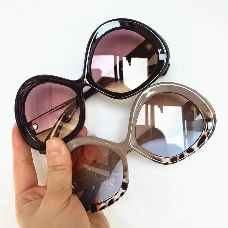 Oversized Penguin Frame Sunglasses - Fashion Anti-UV Patchwork Eyewear for Women, Unique Personality Style