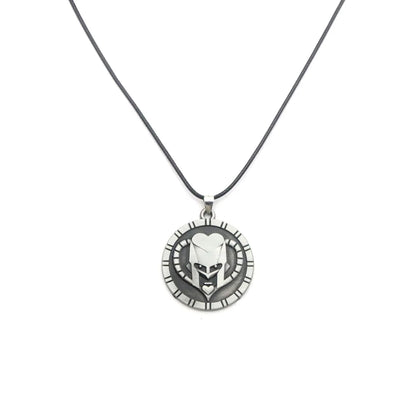 JoJo’s Bizarre Adventure Arrow Pendant Necklace – Josuke & Jotaro Cosplay Jewelry Gift