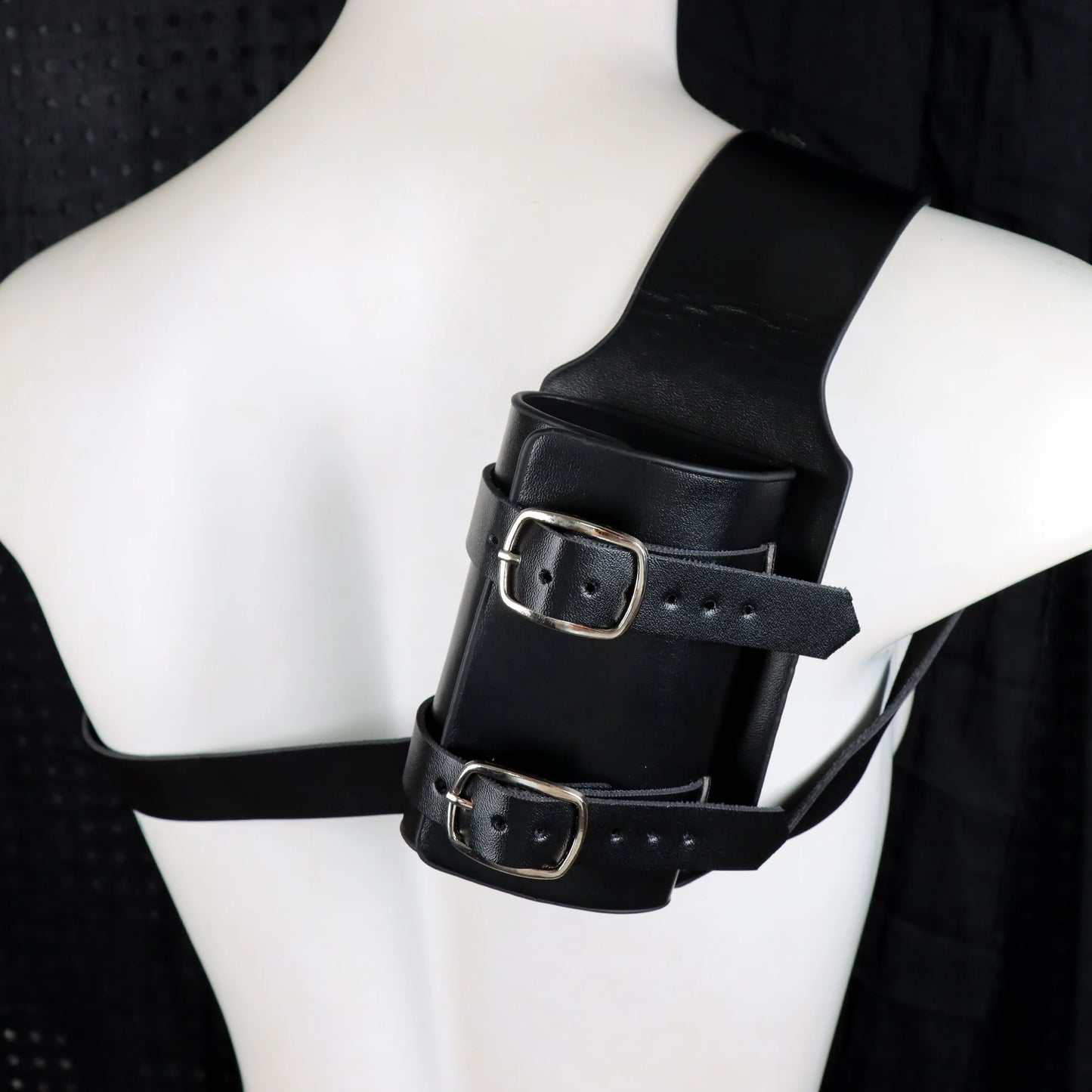 Retro Leather Back Sword Holder — Medieval Shoulder Scabbard LARP Accessory for Adult Rapier & Knife Props