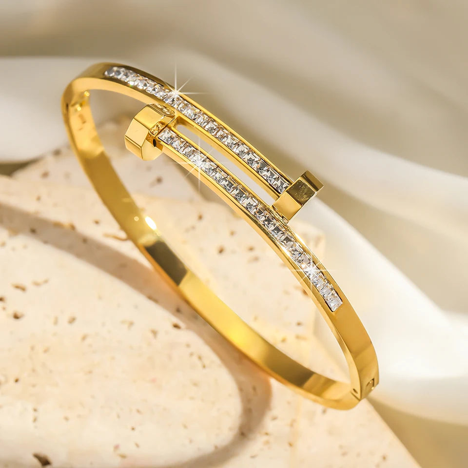 UILZ 316 Titanium Steel Nail Light Bracelet — Luxury Multi-Functional Jewelry for Women