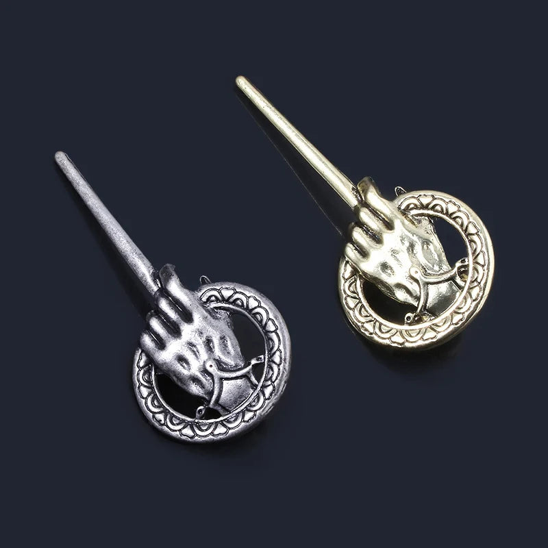 Hand of the King Brooch Badge – Song of Ice & Fire Inspired Vintage Punk Finger Fist Pin Jewelry for Men & Women Cosplay Fan Gift