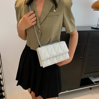 Fashion Trend Crossbody Single Bag: 2024 New Tide Korean Version Small Square Bag with Foreign-Style Chain