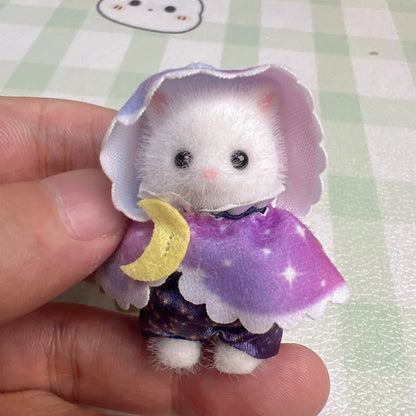 Sylvanian Families Blind Keychain Accessories – Original Mini Figures & Kids’ Toy Kitchen Set