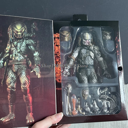 NECA Predator Figure — Ultimate Shaman Elder Armored Jungle Hunter with Snake Vision, Alien Model Toy Gift