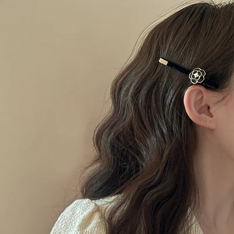 Pearl Camellia Letter Hair Clip - French Retro Flower Duckbill Side Fringe Accessory