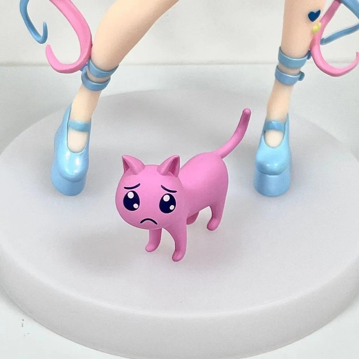Needy Girl Overdose Anime Figure with Cat – PVC Collectible Action Toy for Birthday Gifts