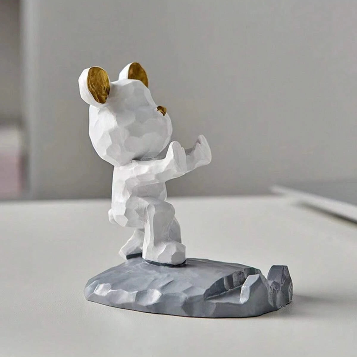 Cartoon Bear Phone Tablet Stand - Adjustable Desktop Holder for Watching Videos and Home Decor