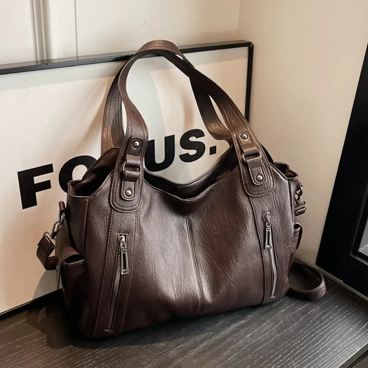 Women's PU Handbag - Soft Interior Compartment Shoulder Bag with Zipper & Contrasting Color Design
