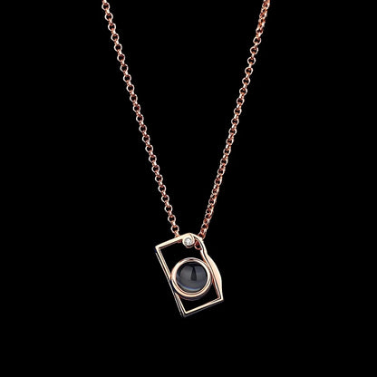 Custom Projection Photo Necklace — Camera-Shaped Personalized Photo Pendant Jewelry 2025