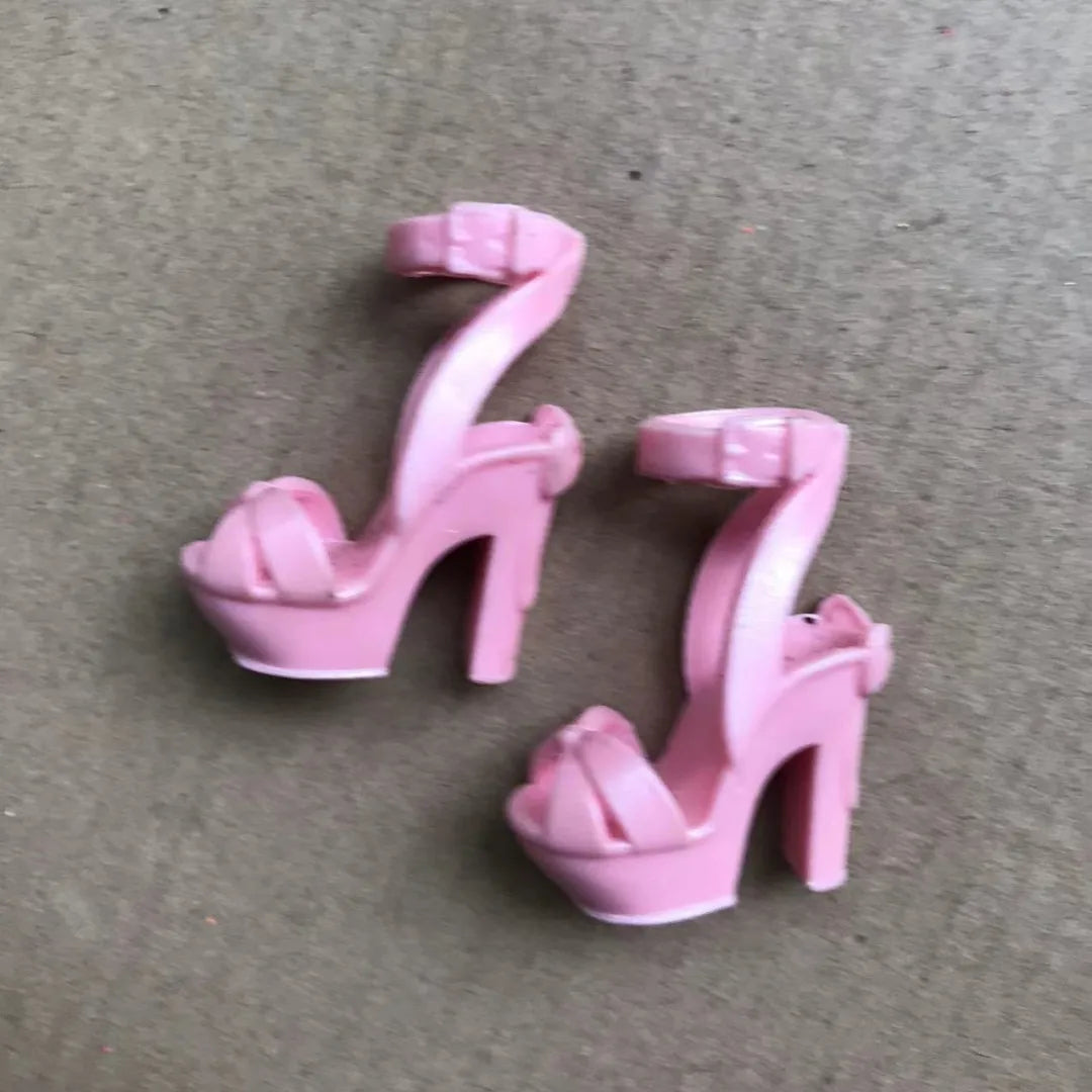 Rainbow Doll Shoes – Boots, Sandals & High Heels for DIY Doll Dressing in Black, Green & Red