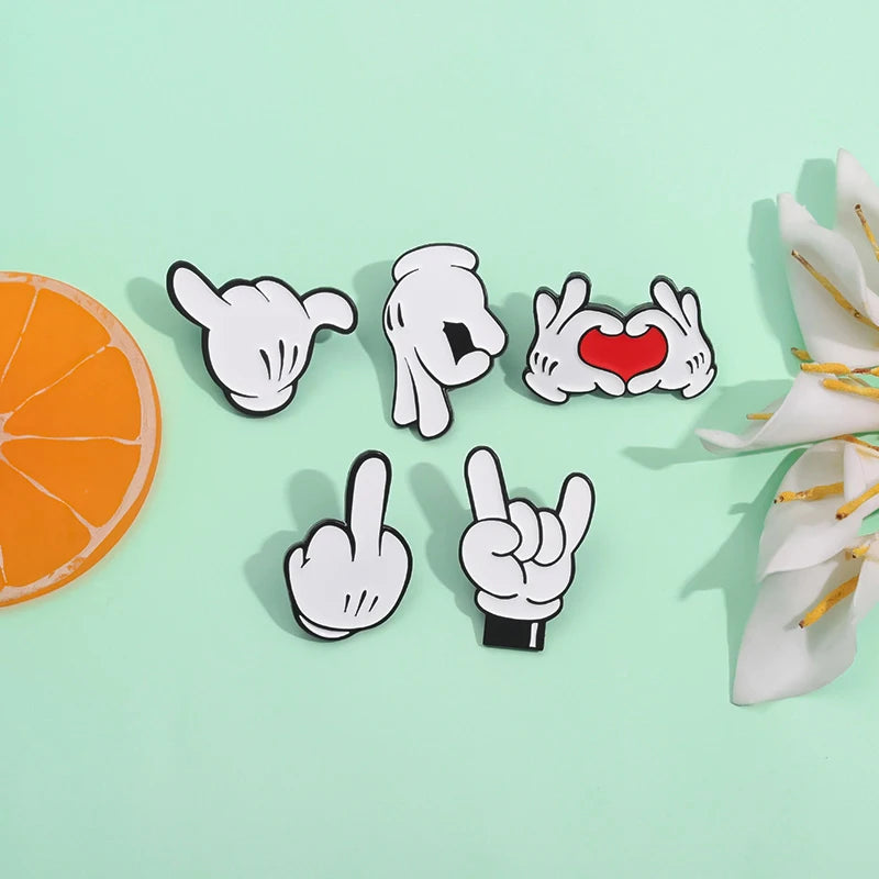 Love You Hand Gesture Enamel Pin – Cartoon Metal Brooch for Backpacks, Lapels & Gifts