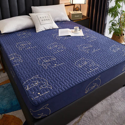 Waterproof Thick Quilted Mattress Cover — Latex Pad, Skin-Friendly Fitted Sheet Protector, 150/160/180x200cm