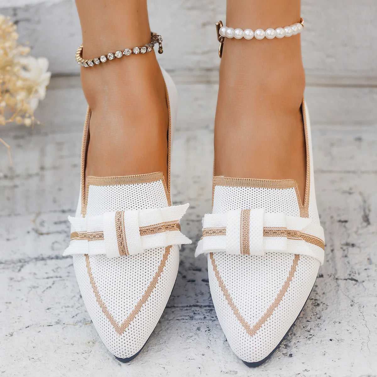 2024 Women’s Knitted Flats – Breathable Slip-On Pointed Toe Loafers, Comfortable Casual Walking Shoes in Solid Colors