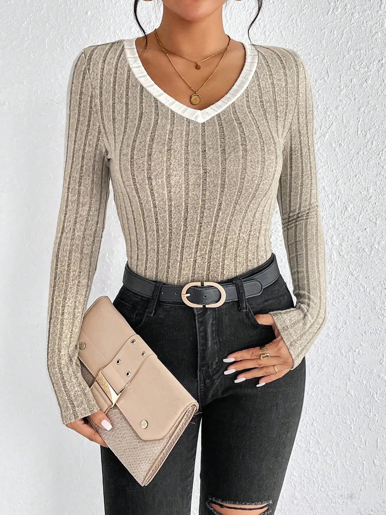 Women’s Slim V-Neck Knit Long Sleeve Top – Sexy Casual Pullover for Autumn & Winter