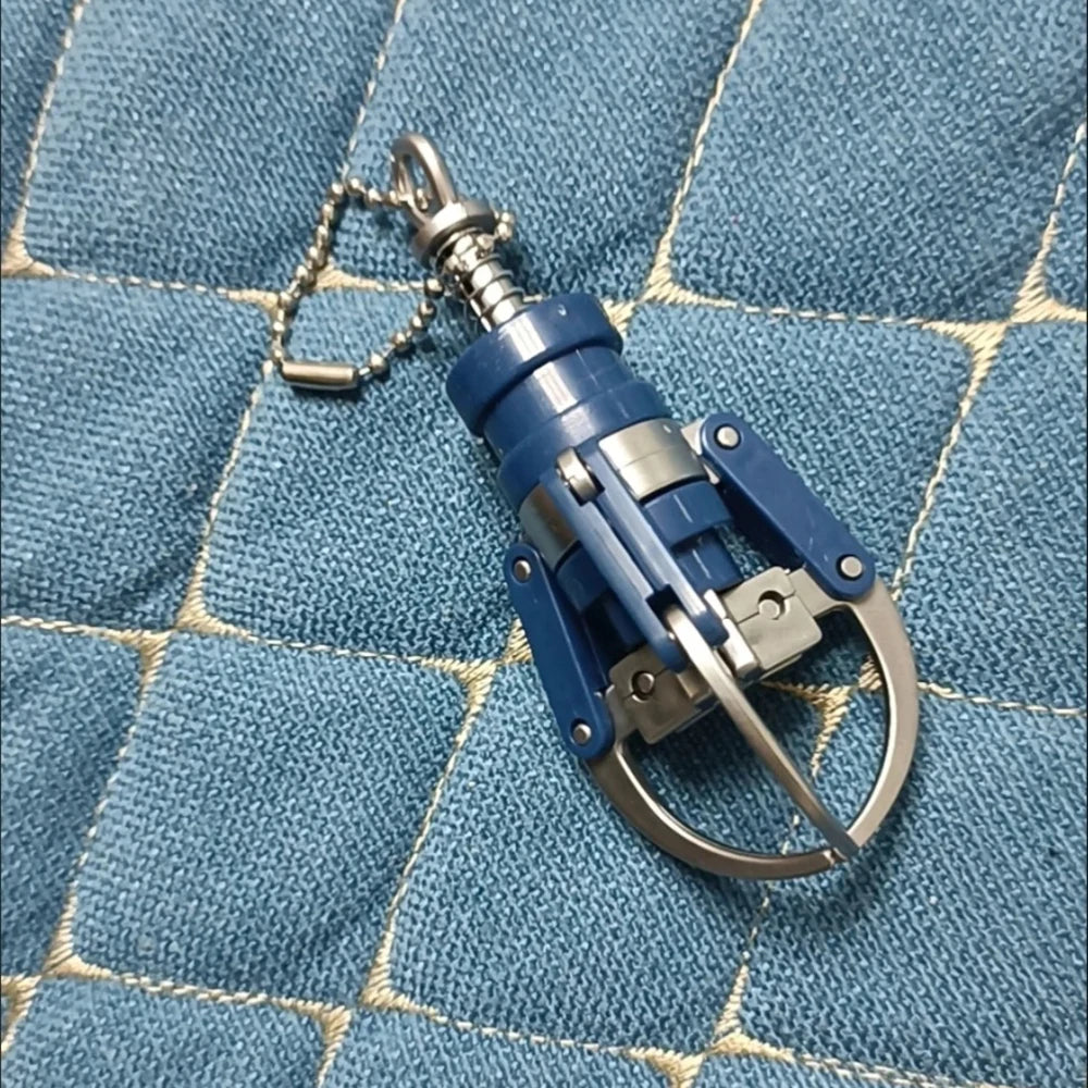 Mini Doll Claw Keychain - Creative Fingertip Gripper Bag Pendant for Women and Girls N908