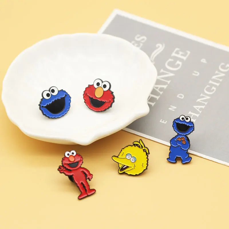 5-Piece Cartoon Animal Enamel Pins - Cute Anime Lapel Badges for Clothing & Accessories
