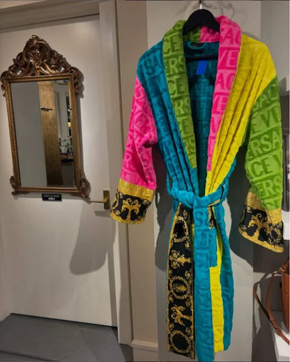 Luxury Plush Unisex Bathrobe - Ultra-Soft Long Sleeve Spa Robe with Sash and Pockets