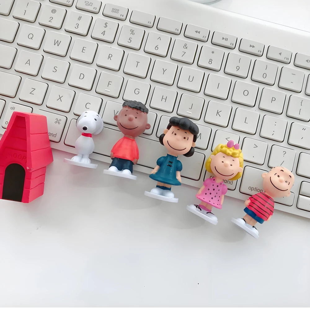 12PCS Peanuts Snoopy Mini Figures – Charlie, Sally & Woodstock Kawaii Anime Toy Cake Decorations Gift Set