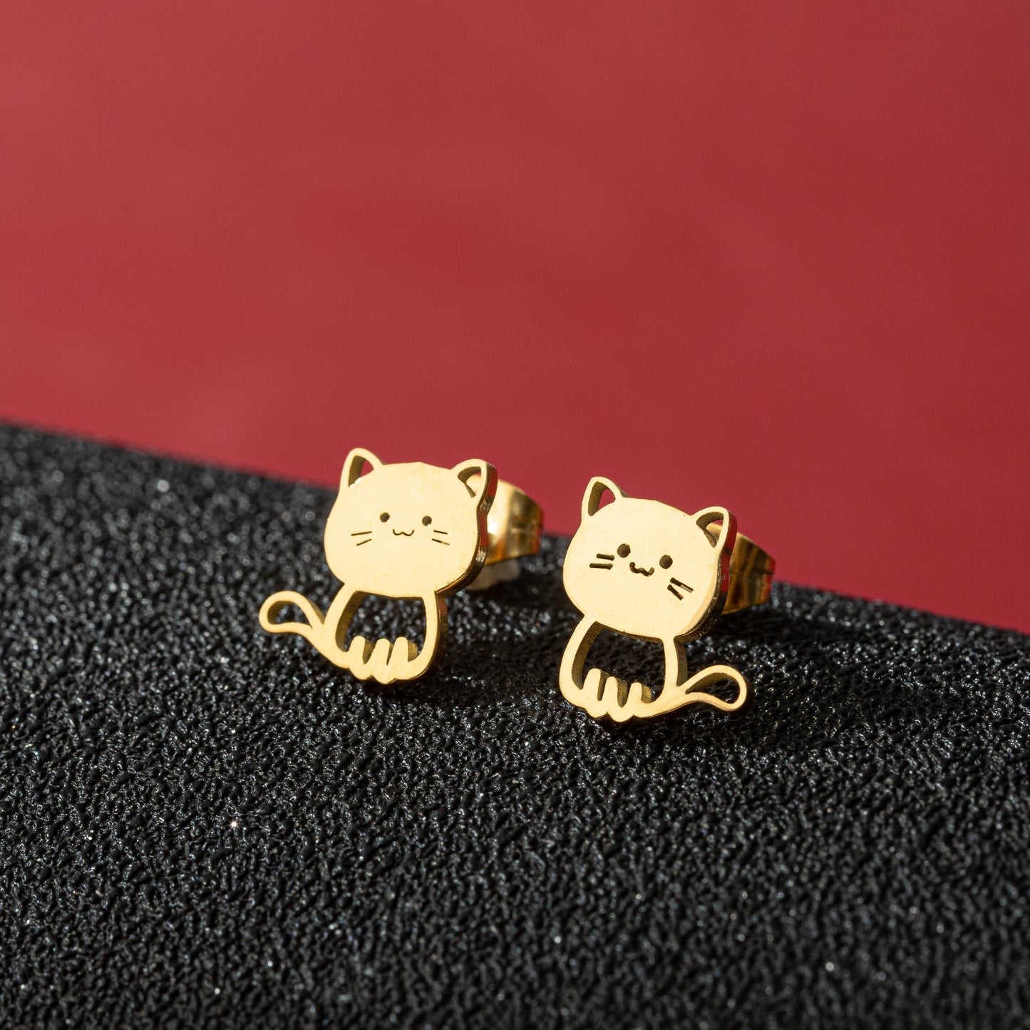 Jisensp Cartoon Cat Earrings — Cute Stainless Steel Kitten Studs for Women & Girls, Funny Animal Jewelry