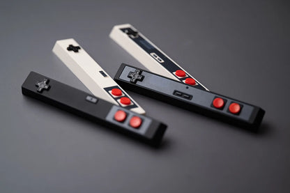 Retro Gamepad Keycap 6.25u Spacebar – Artisan ABS Keycap for MX Switches, Black & White for Mechanical Gaming Keyboards