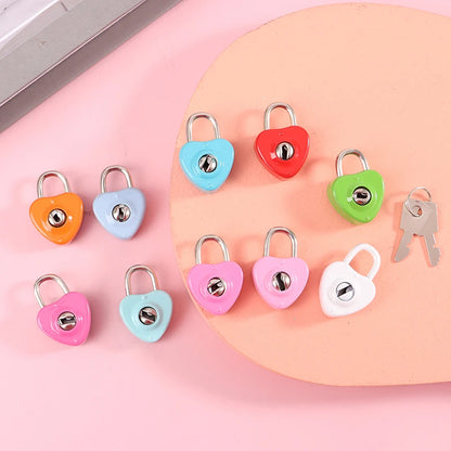 Vintage Heart-Shaped Metal Mini Padlock – Key Lock for Bags, Suitcases, and Luggage Boxes with Key