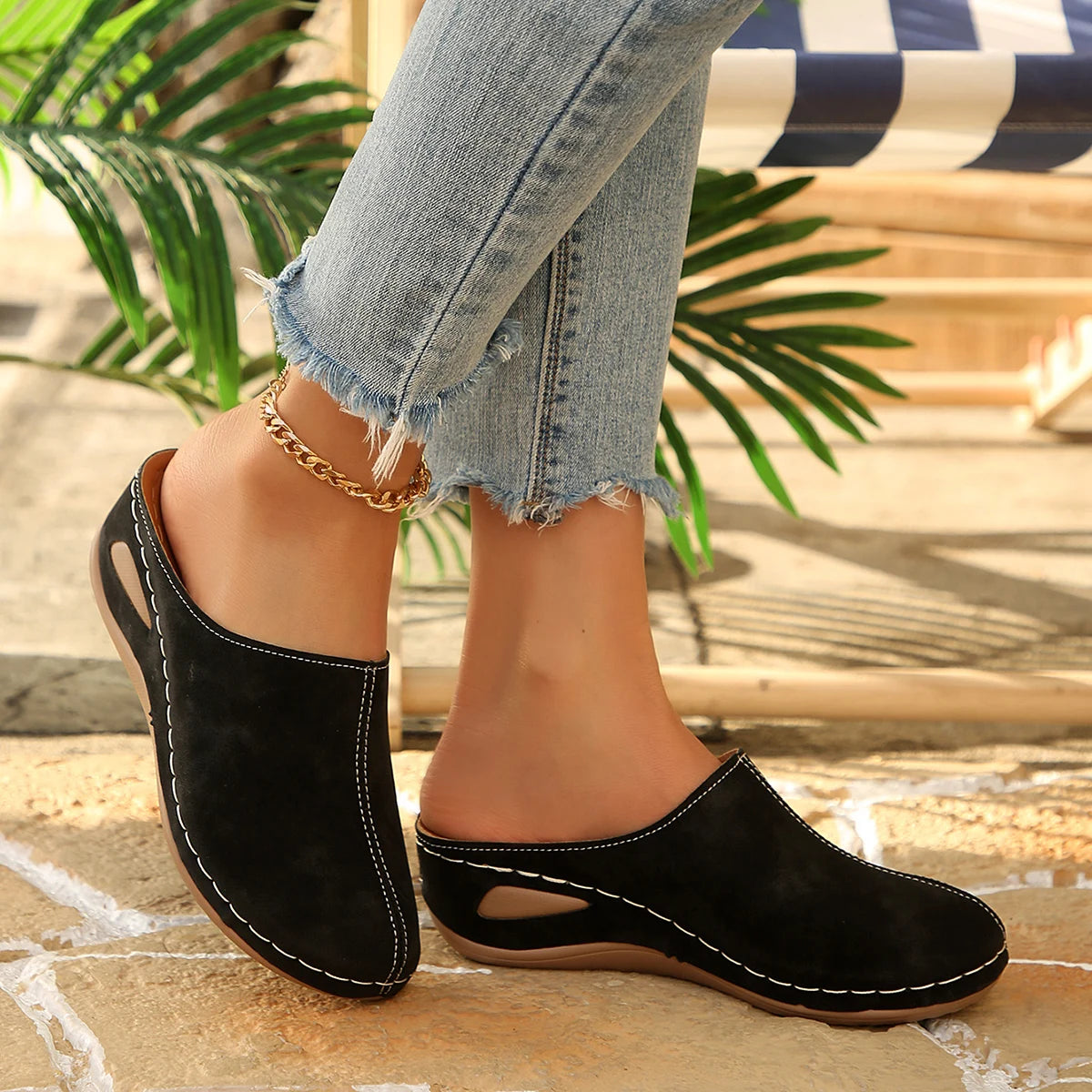 Women’s Platform Summer Slippers - Comfortable Slip-On Beach Sandals for Casual & Everyday Wear