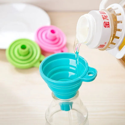 2PCS Silicone Folding Telescopic Funnel - Creative Household Liquid Dispensing Mini Kitchen Tools with Long Neck
