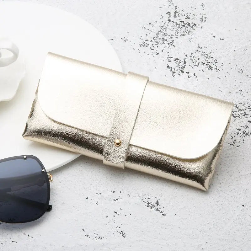 Classic Unisex Glasses Bag: Protective Case for Portable Sunglasses and Reading Eyeglasses - Essential Accessories for Women and Men