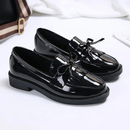 Women’s Patent Leather Loafers – British Style Tassel Bowknot Flat Shoes, Comfortable Casual Small Leather Shoes for Women Zapatos