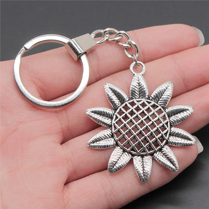 New Fashion Men 30mm Metal Alloy Keychain with Vintage Heart, Flower, Rose, Sunflower & Tree Pendant DIY Keyring Holder Chain Accessory