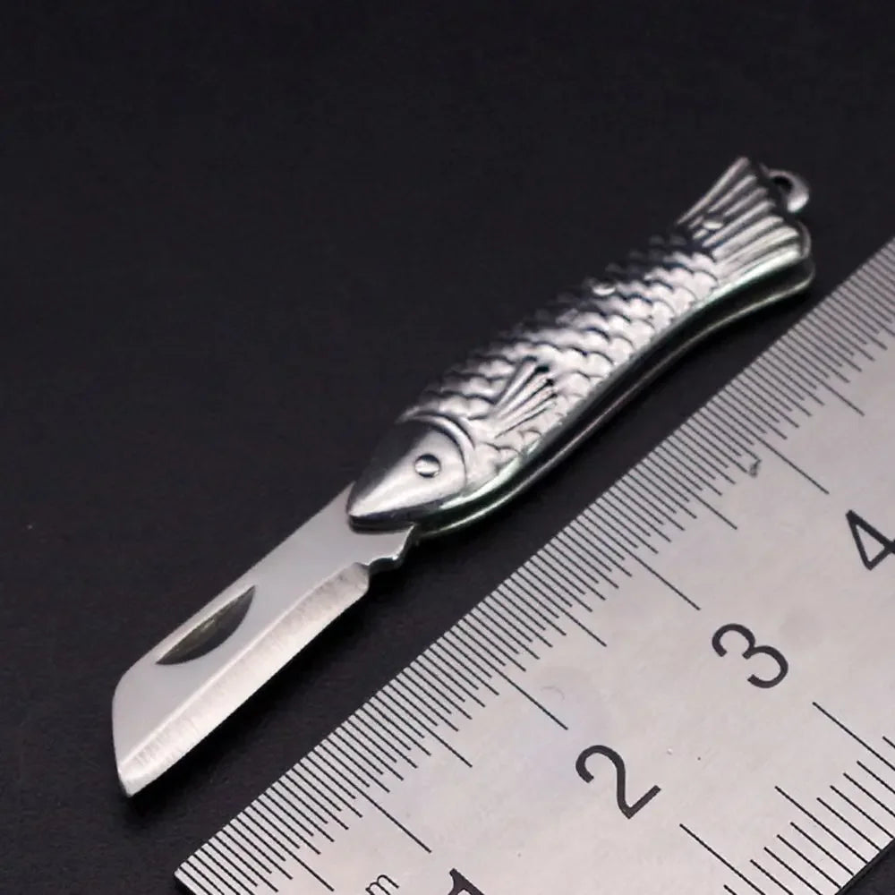 Stainless Steel Folding Knife Keychain - Multifunctional Portable Paring, Unboxing & Utility Tool
