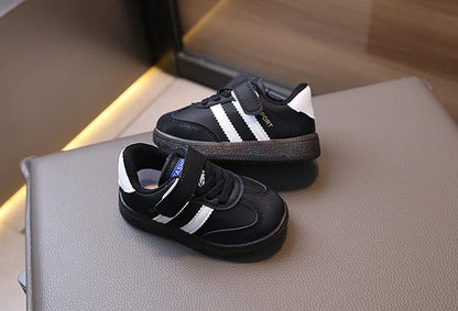 Toddler & Kids White Sneakers — Fashionable Non-Slip Walking Shoes for Boys & Girls, Breathable Outdoor Sport Casual Shoes