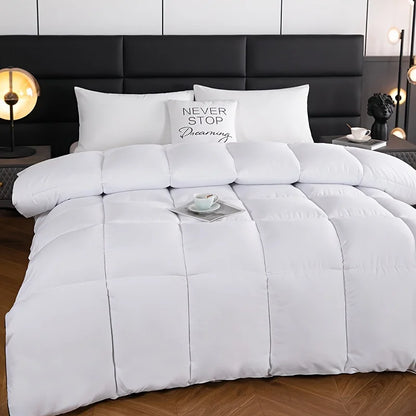 Hotel Style Winter Comforter – Soft, Fluffy & Breathable Quilt Blanket, Lightweight & Warm, Queen/King 220x240cm