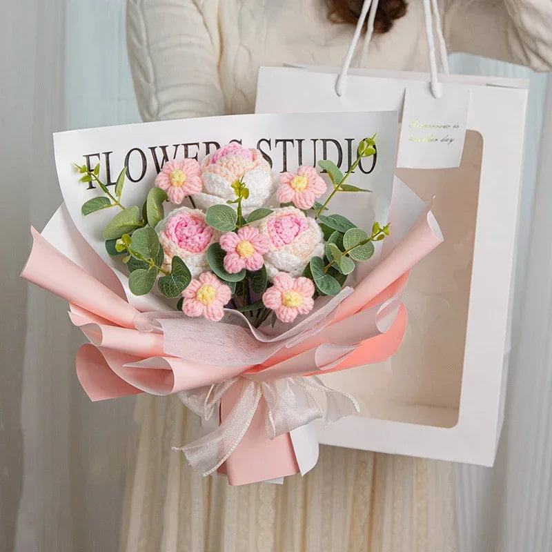 Elevate Your Occasions with Handmade Crochet Flowers Bouquet - Perfect for New Year, Graduation, Valentine's Day and Wedding Decor 꽃다발
