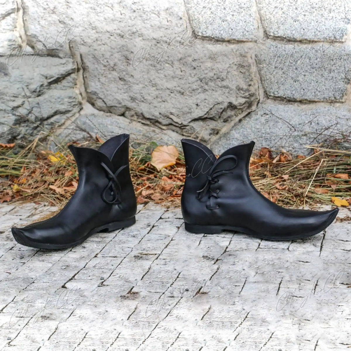 European Medieval Poulaine Boots - Vintage Royal Pointed Crakow Renaissance Cosplay Shoes