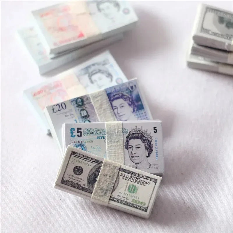 5PCS Mini Dollar & Euro Fake Money Banknotes – Miniature Props for Kids Dollhouse & Decoration