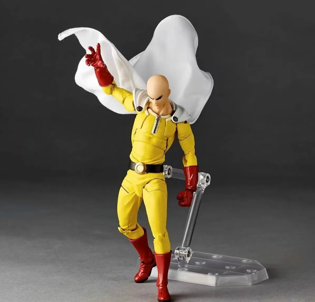 KAIYODO Revoltech ONE PUNCH-MAN Saitama Action Figure – PVC Anime Statue, Collectible Decor & Gift