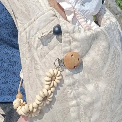 Daisy Flower Baby Pacifier Clip – Handmade Silicone Soother & Nipple Holder, Essential Teething Toy for Newborns