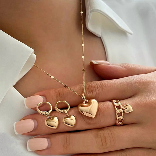 4-Piece Vintage Heart Jewelry Set for Women – Gold Pendant Necklace, Ring & Hoop Earrings