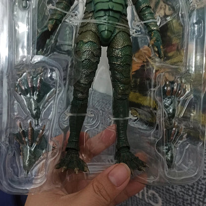 NECA Creature from the Black Lagoon Action Figure – Movable Horror Film Collectible Toy, Perfect Birthday Gift